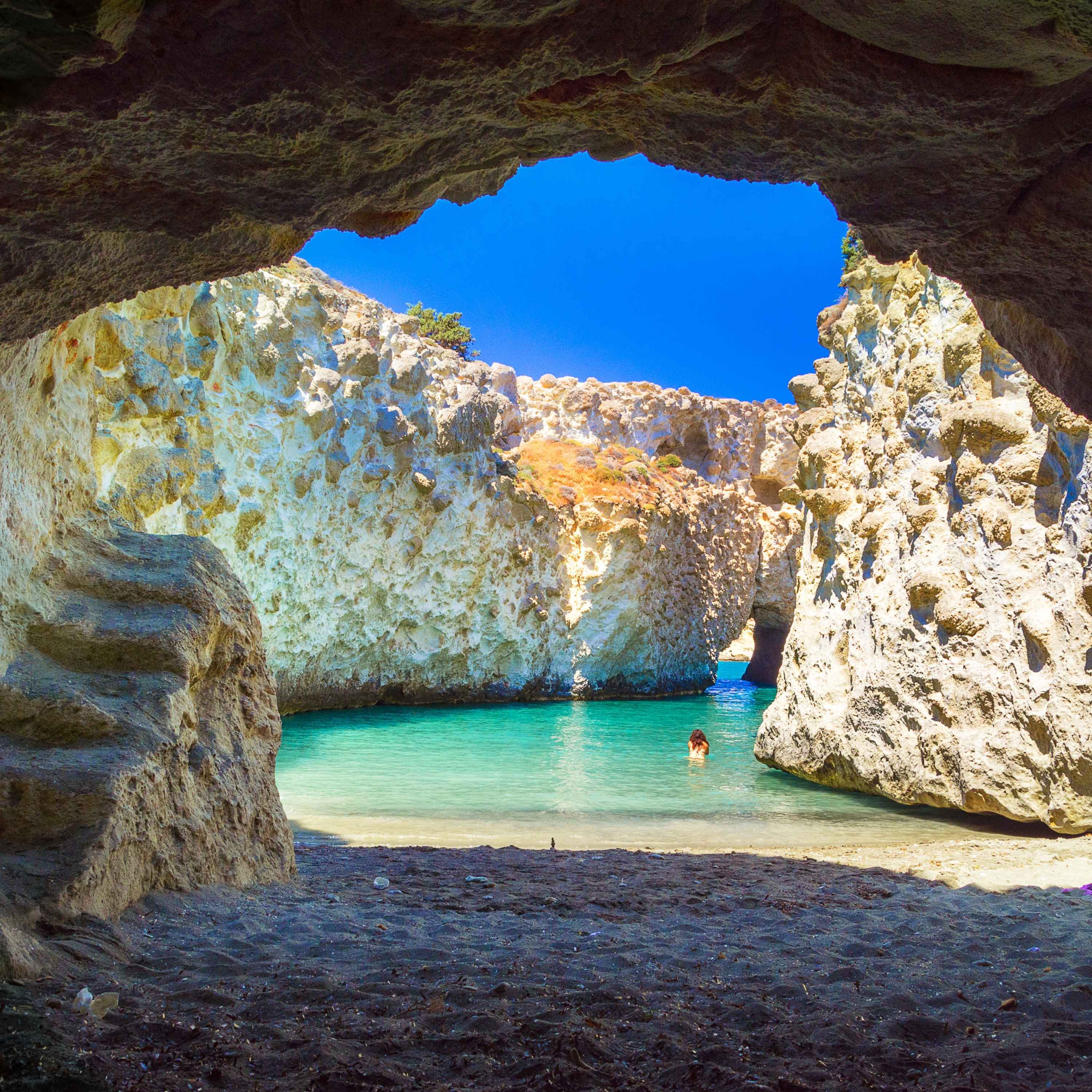 Dreaming by the Aegean: Waves & Windchimes for Sleep